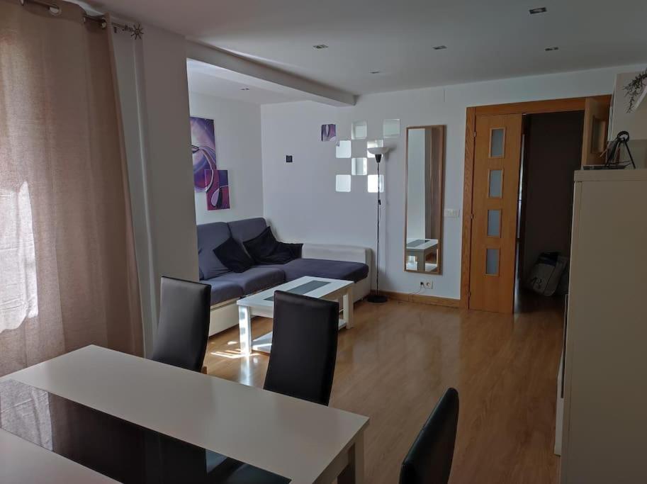 Laucar Vivienda De Uso Turistico Apartment Burgos Bagian luar foto